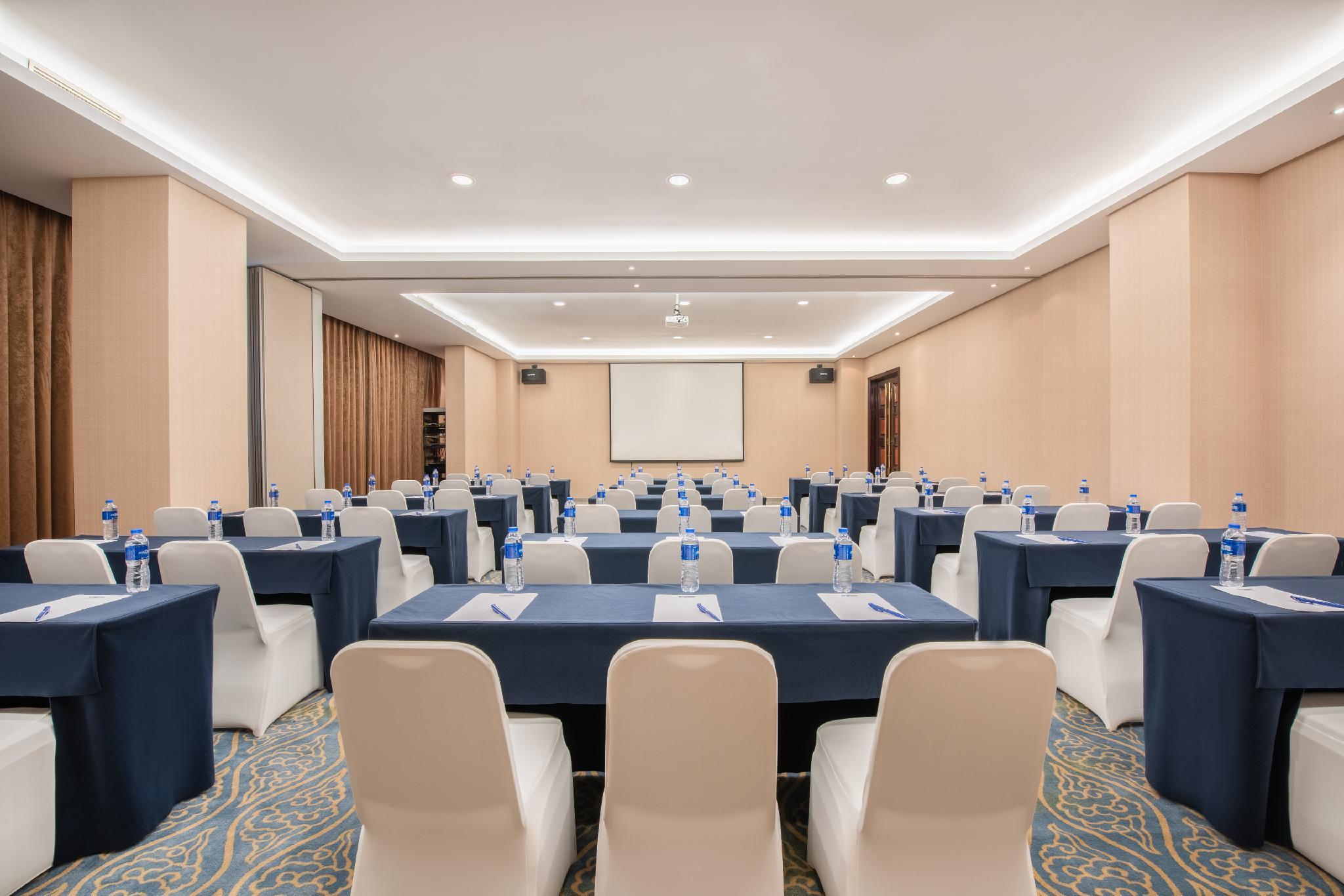 Holiday Inn Express Beijing Huacai By Ihg Экстерьер фото